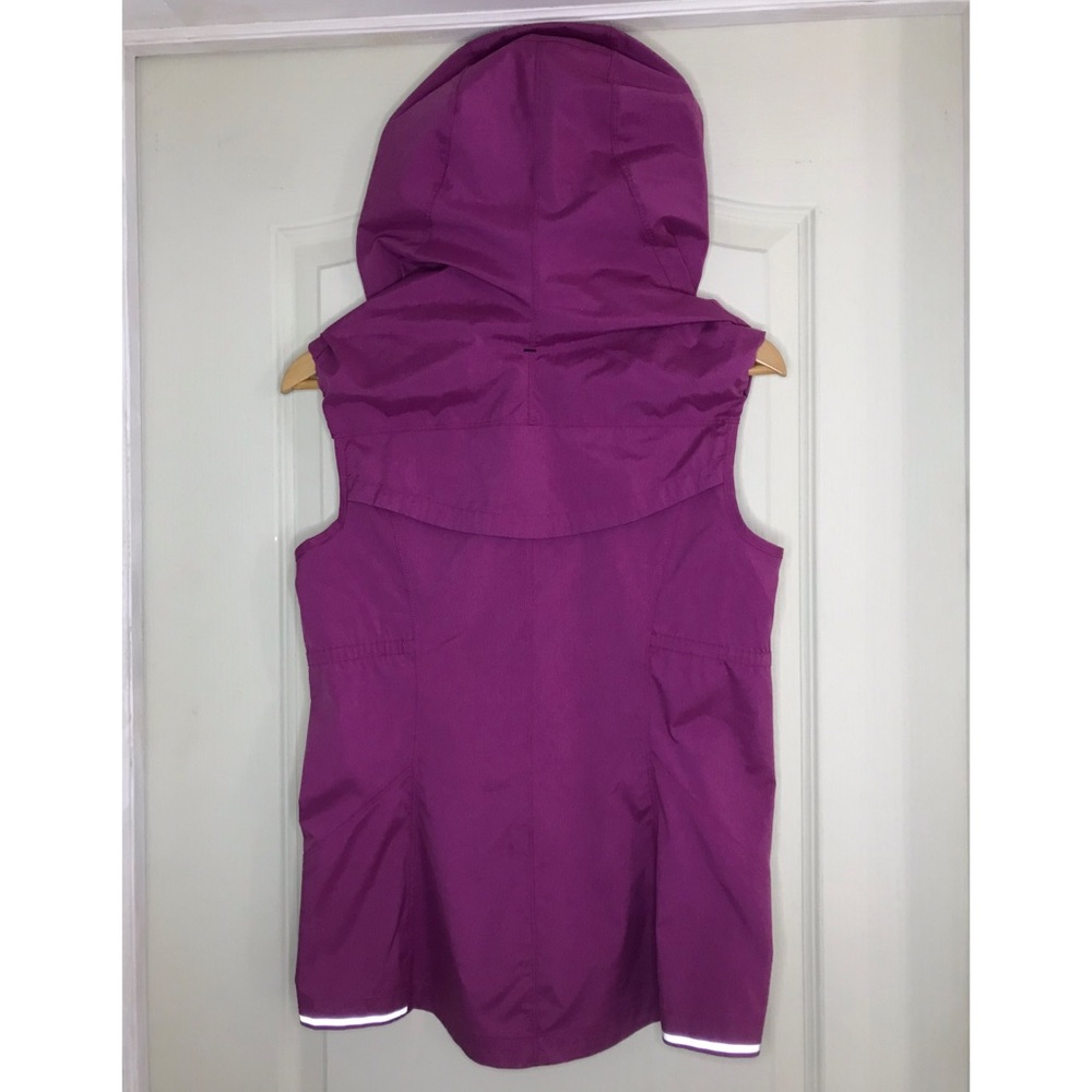 Lululemon Warm Up Vest - Picture 2 of 6